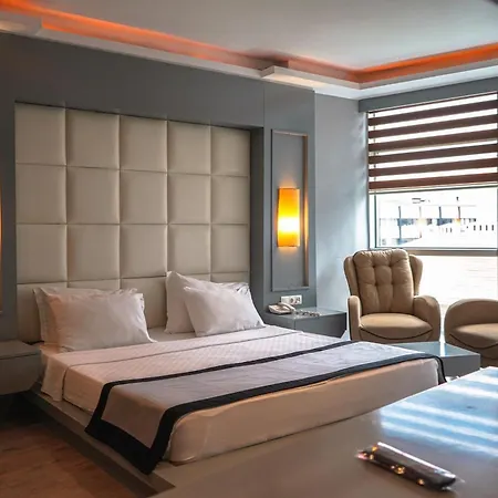 מלון Pasaport Pier 3*