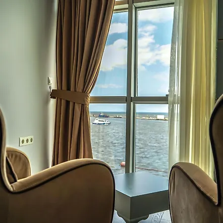 Hotel Pasaport Pier 4*