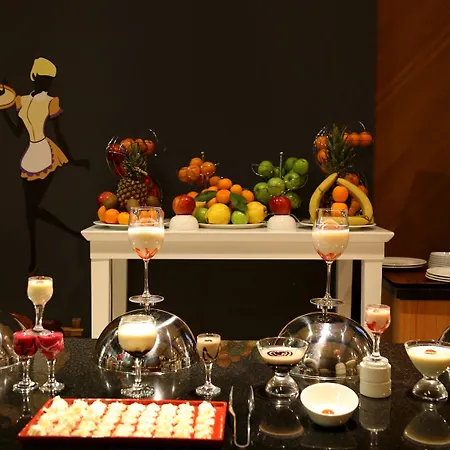 Pasaport Pier Hotel 4*