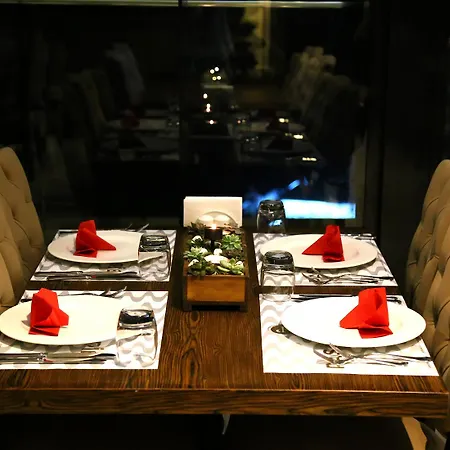 Pasaport Pier Hotel 4*