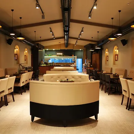 Pasaport Pier Hotel 4*