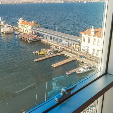 Pasaport Pier