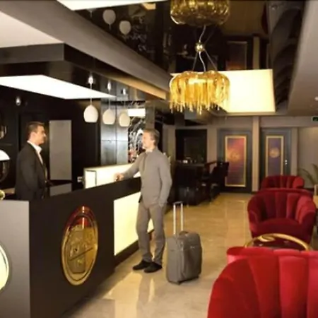 Pasaport Pier Ξενοδοχείο 3*