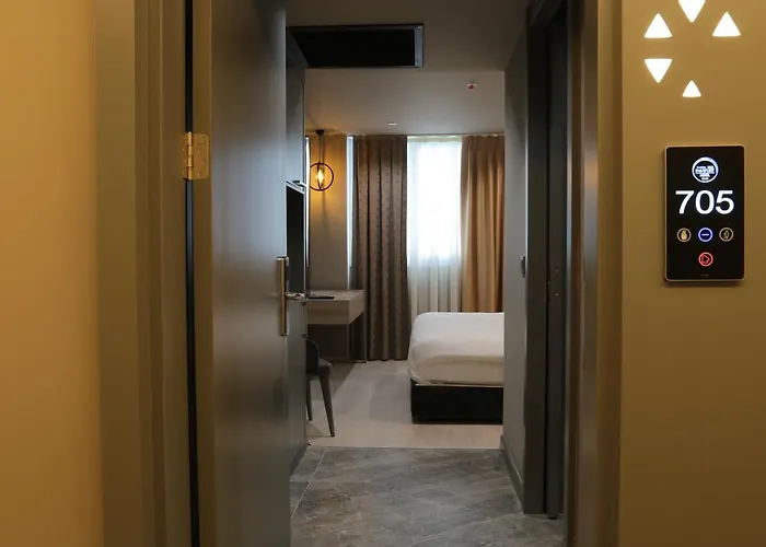 Pasaport Pier Szálloda 3*