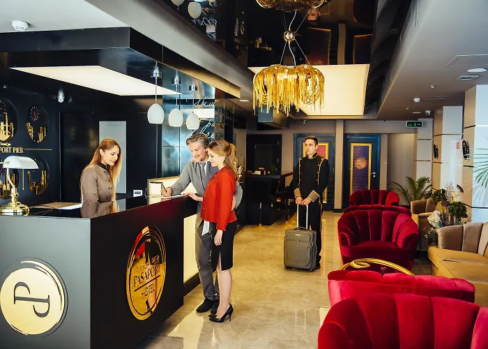 Pasaport Pier Hotell