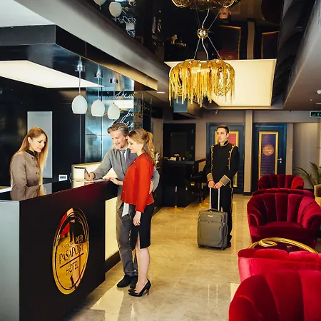 Pasaport Pier Hotel