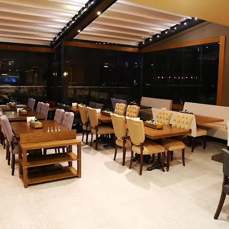 Hotel Pasaport Pier